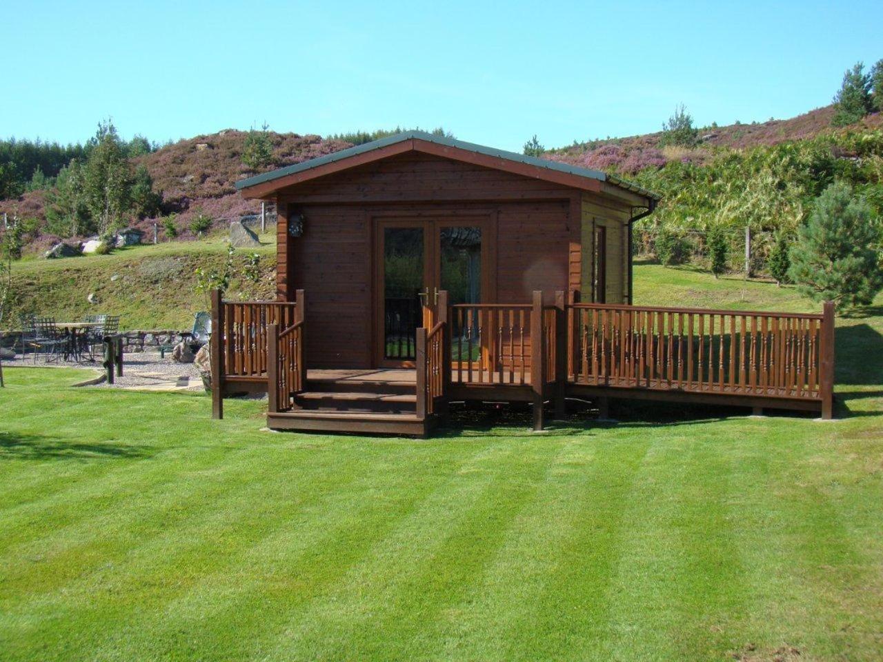 บินนิลิดห์ มอร์ บีแอนด์บี Bed & Breakfast Glenmoriston ภายนอก รูปภาพ